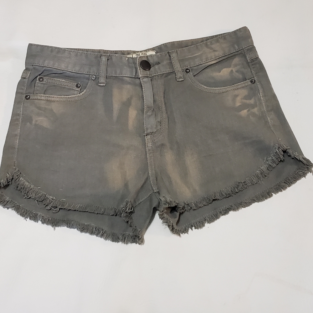 Free People denim distress shorts size 27 C